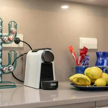 Super Stylish In La Alcazaba - Rdr172