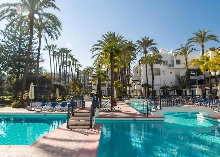 Super Stylish In La Alcazaba - Rdr172